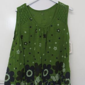 New Floral Sleeveless Top Green One Size fits sizes 18 20 22