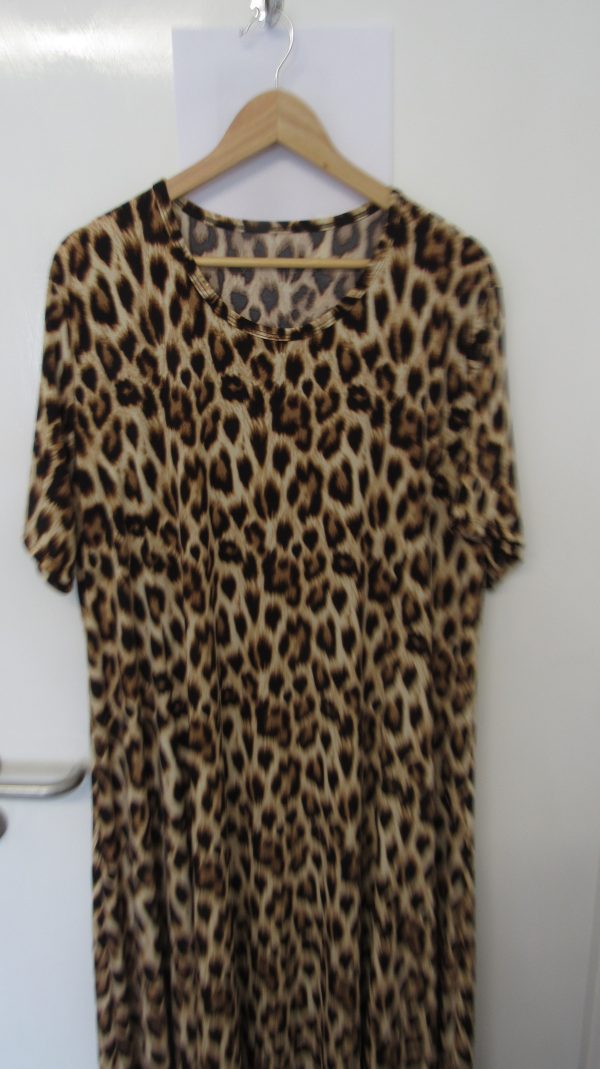 New Ladies Brown Leopard Print Stretchy Dress One Size fits sizes 18 20 22 24 - Image 3
