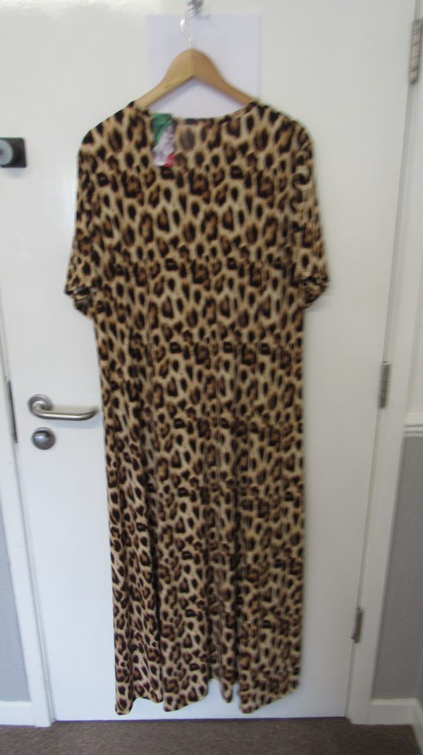 New Ladies Brown Leopard Print Stretchy Dress One Size fits sizes 18 20 22 24 - Image 5