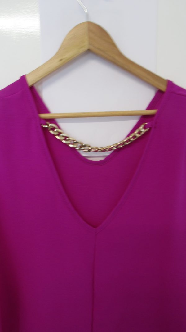 New Ladies Chain Back Magenta Frill Bottom Tunic Top One Size fits sizes 16 18 20 22 - Image 6