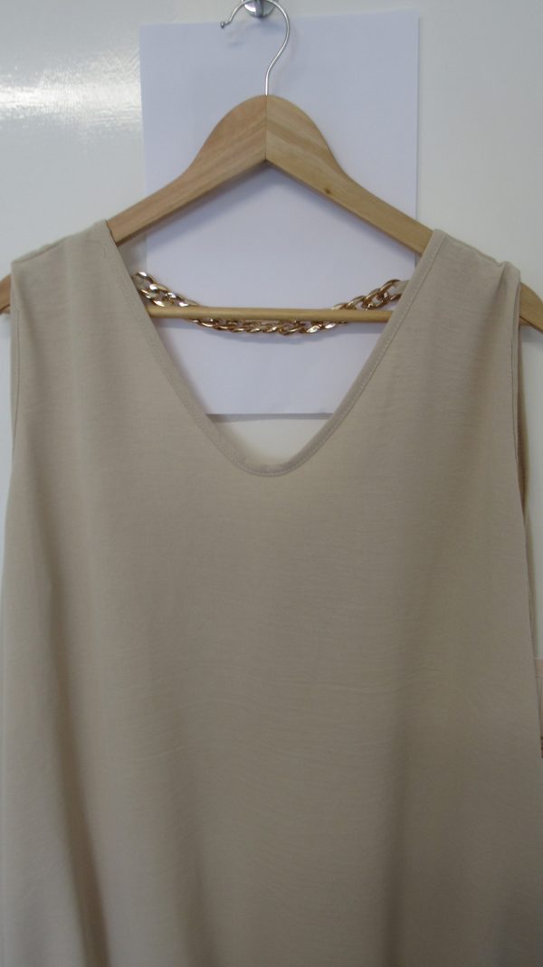 New Ladies Chain Back Beige Frill Bottom Tunic Top One Size fits sizes 16 18 20 22 - Image 3