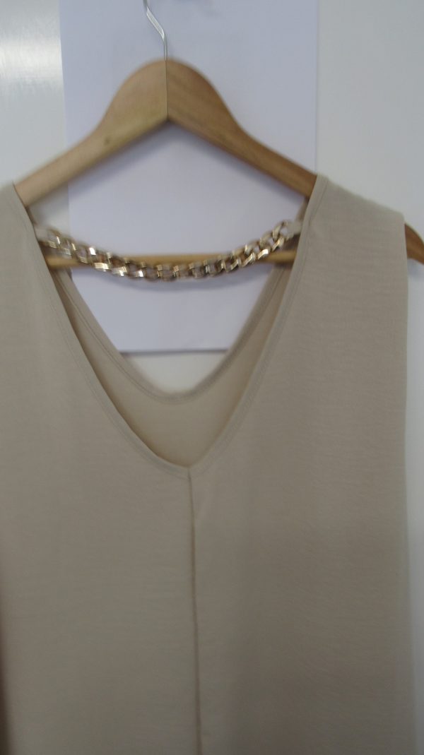 New Ladies Chain Back Beige Frill Bottom Tunic Top One Size fits sizes 16 18 20 22 - Image 6