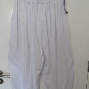 New Ladies White 3/4 Length Wide Leg Trousers One size fits sizes 18 20 22 24