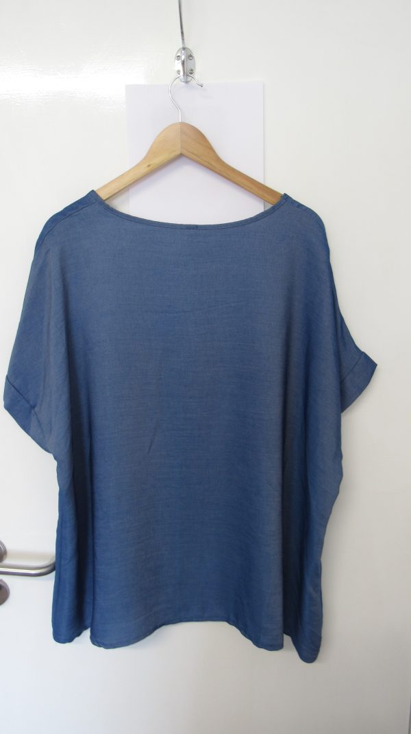 New Ladies Dark Denim Flower Top One Size fits sizes 18 20 22 - Image 5