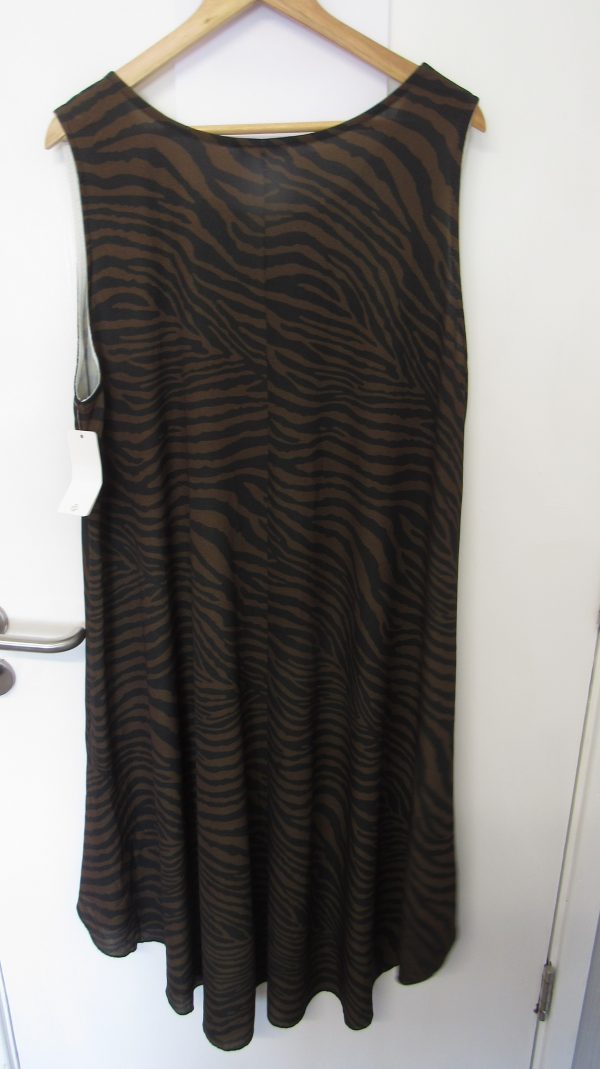 New Brown Zebra Print Sleeveless Sun Dress One Size fits sizes 16 18 20 22 - Image 6