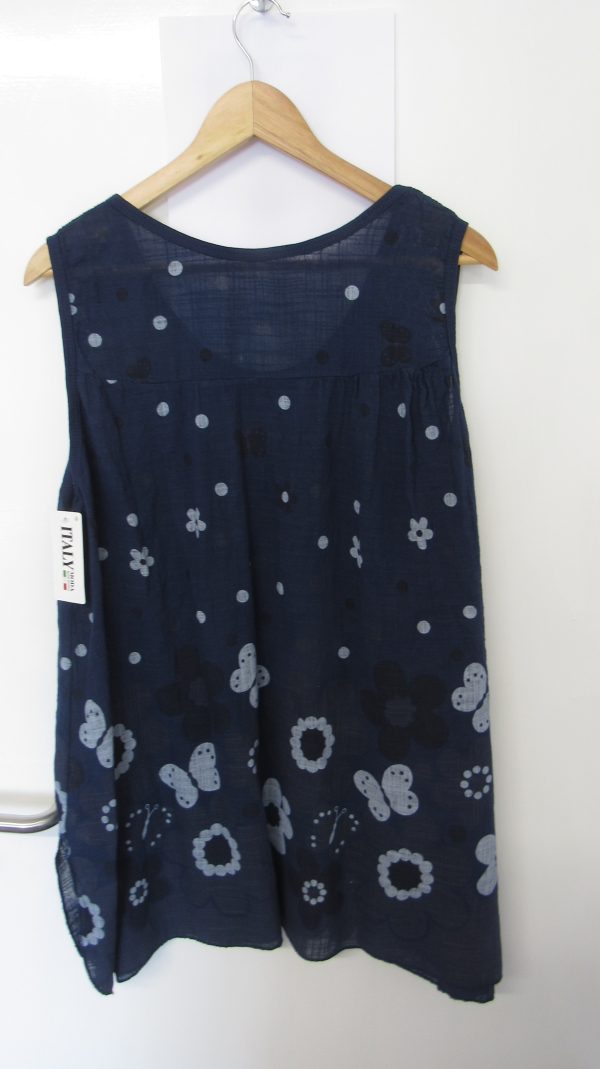 New Floral Sleeveless Top Navy Blue One Size fits sizes 18 20 22 - Image 6
