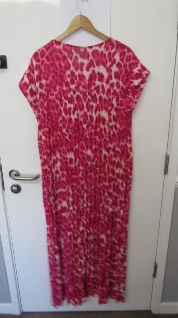 New Ladies Pink Leopard Print Pleated Maxi Dress One Size fits sizes 14 16 18 20 - Image 5