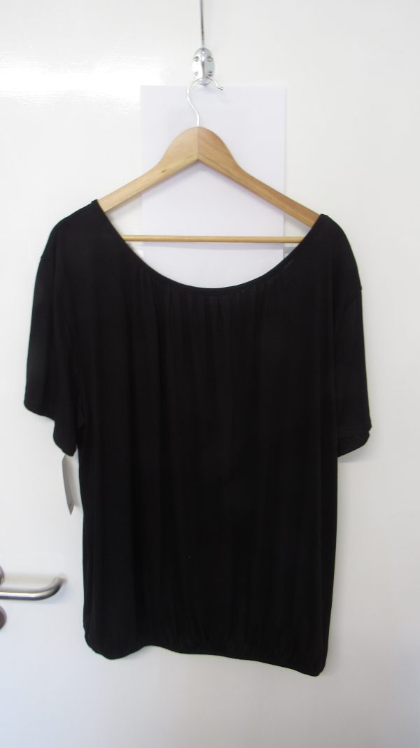 New Ladies Black Elasticated Bottom Top One size fits sizes 16 18 20 22 Plus Size - Image 4