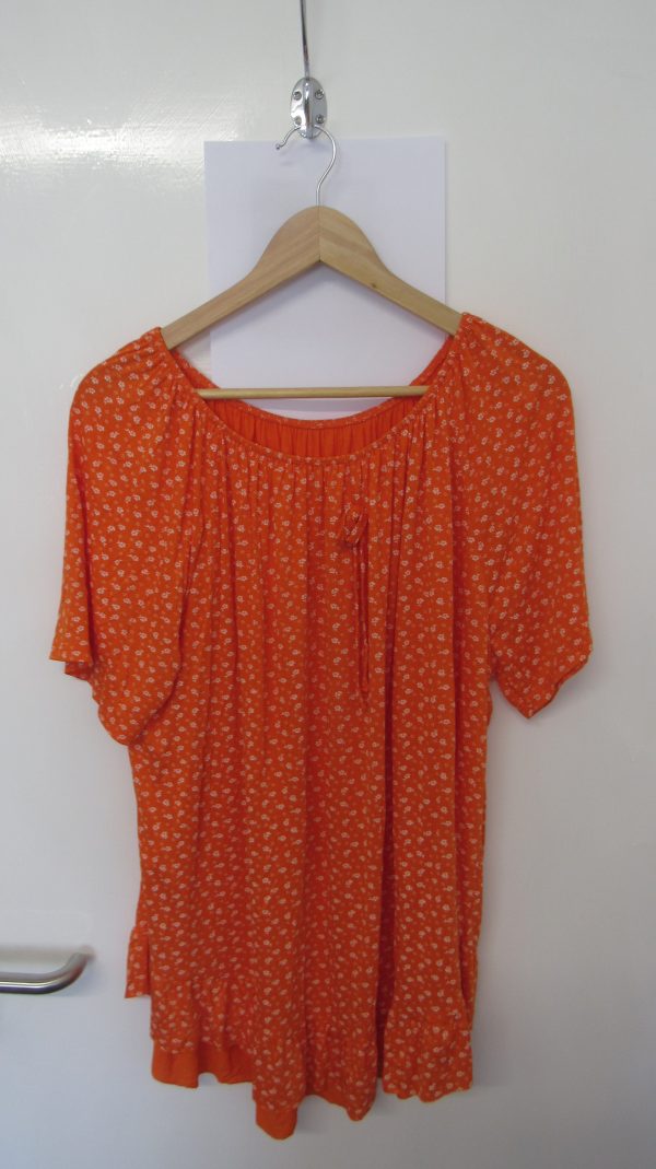 New Ladies Orange Floral Frill Top One size fits sizes 16 18 20 22 - Image 2