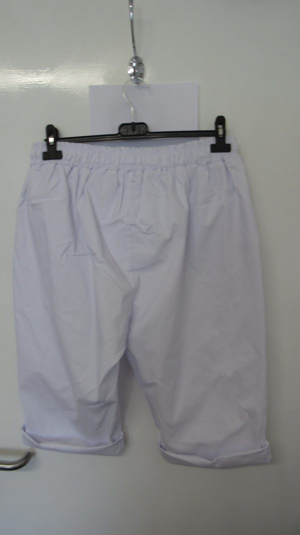 New White Shorts Size 20 22 Size 3 - Image 4
