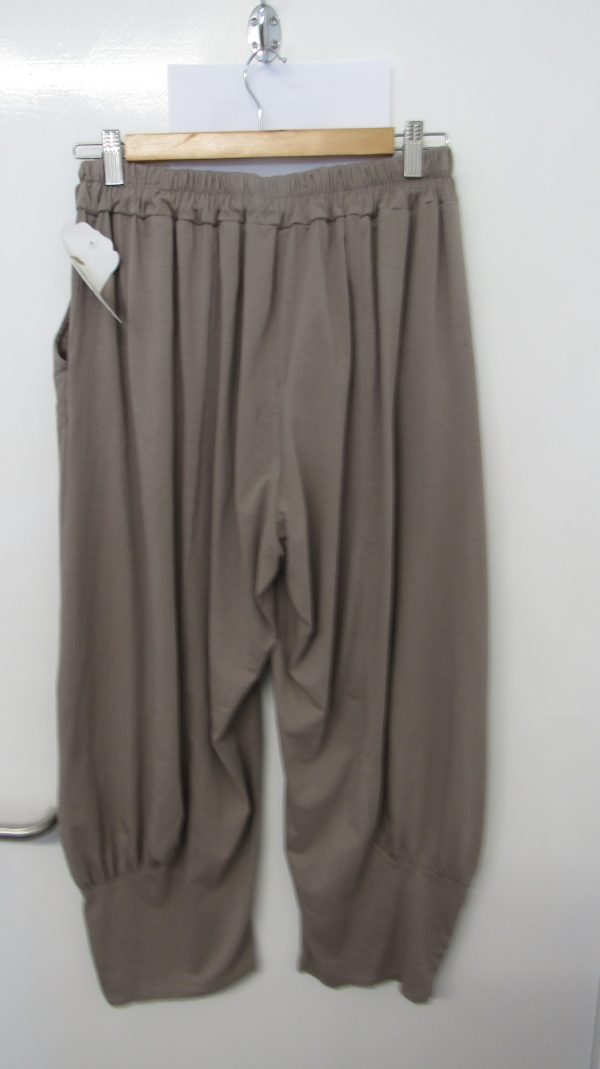 NEW Ladies Womens Mocha Jersey 3/4 Length cuff bottom Trousers One size fits sizes 16 18 20 22 - Image 5