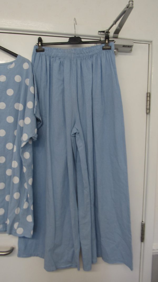 New Sky Blue Spot 2 Piece Linen Blend Set One Size fits sizes 18 20 22 24 - Image 4