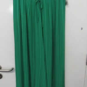 New Ladies Plus Size Pleated Trousers Emerald Green One Size fits 20 22 24 26