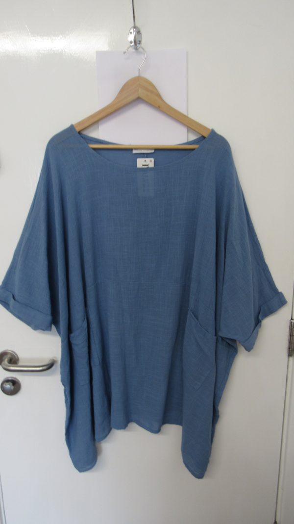New Ladies Pocket Denim Blue Plus Size 100% Cotton Top One Size fits sizes 22 24 26 28 - Image 2