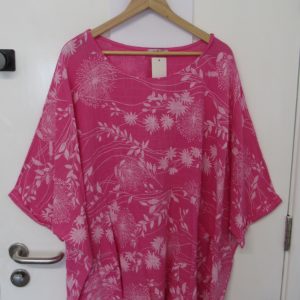 NEW Ladies Cerise Pink Floral Plus Plus Size floaty Tunic Top One Size Fits sizes 22 24 26 28 30
