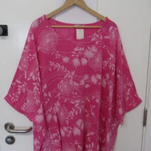 NEW Ladies Cerise Pink Floral Plus Plus Size floaty Tunic Top One Size Fits sizes 22 24 26 28 30