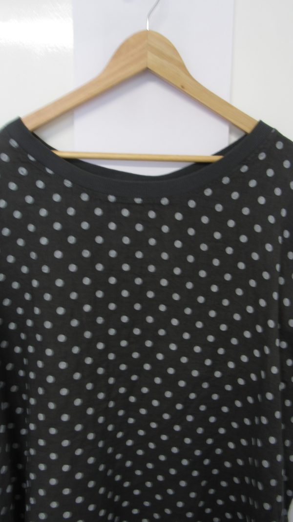 New Ladies Charcoal with White Spot Pocket Line Tunic Top One Size fits sizes 18 20 22 24 - Image 3