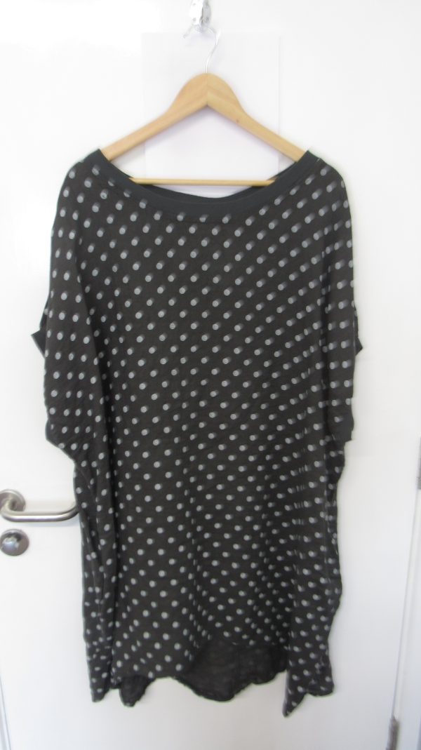 New Ladies Charcoal with White Spot Pocket Line Tunic Top One Size fits sizes 18 20 22 24 - Image 5