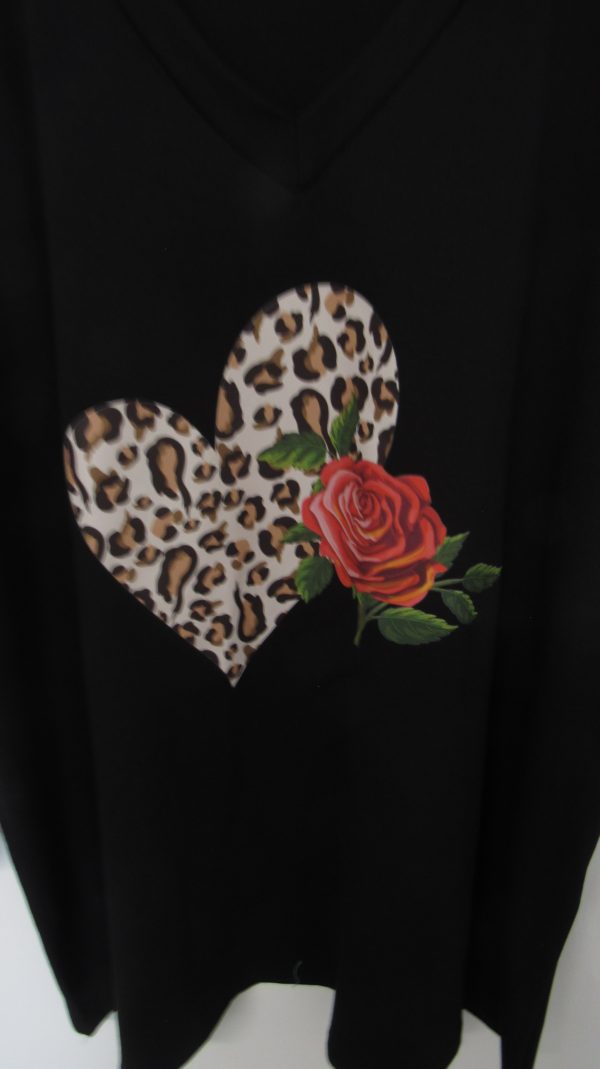 New Ladies Women Black Heart with Rose V Neck T-shirt One Size Fits 18 20 22 - Image 3