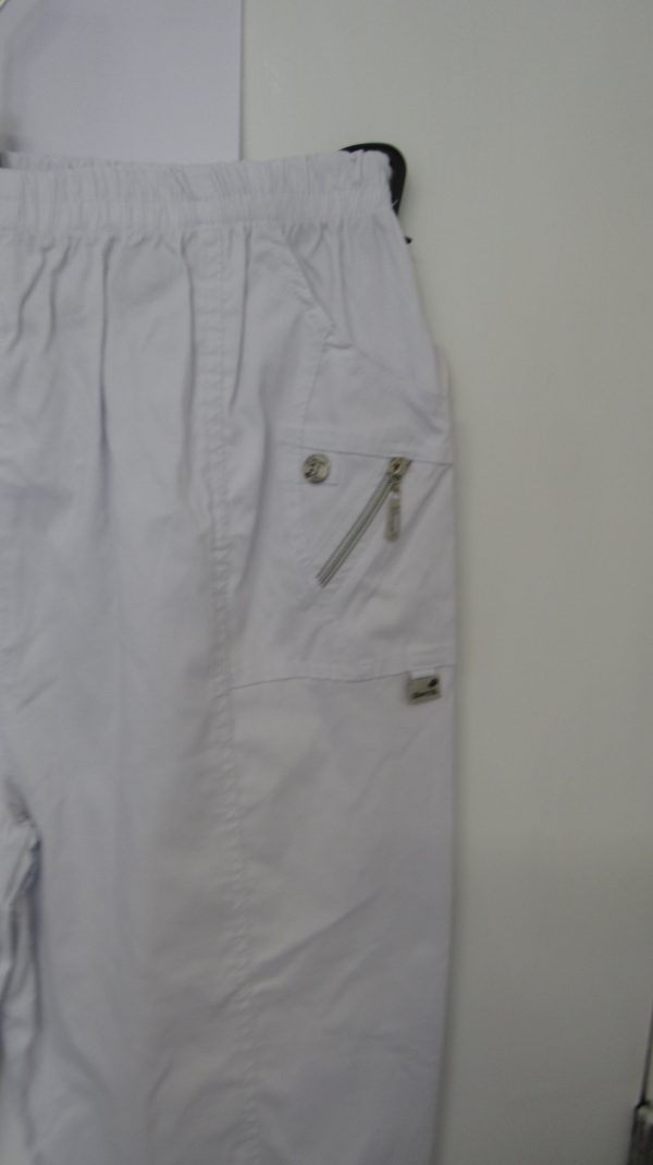 Cherry Berry White 3/4 length stretchy trousers Size T7 UK 20 - Image 3