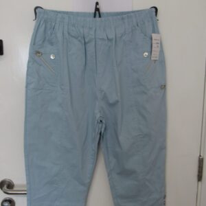 Cherry Berry Sky Blue 3/4 length stretchy trousers Size T9 UK 24