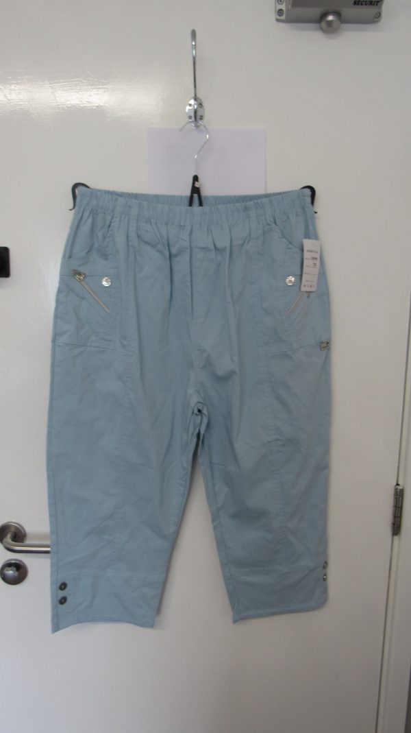 Cherry Berry Sky Blue 3/4 length stretchy trousers Size T9 UK 24 - Image 2
