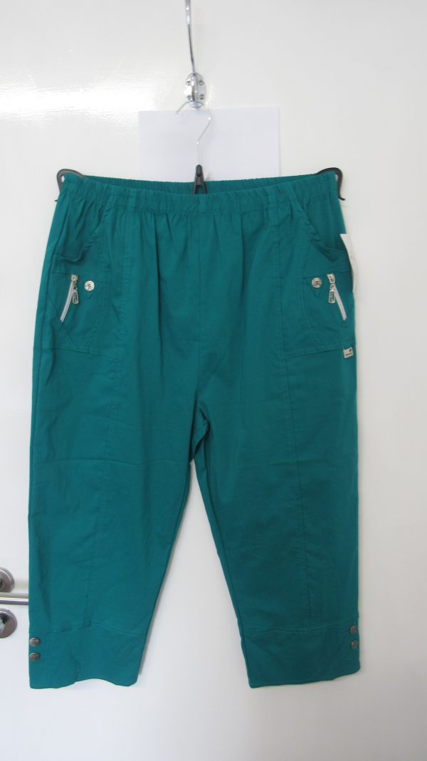 Cherry Berry Teal 3/4 length stretchy trousers Size T3 UK 12