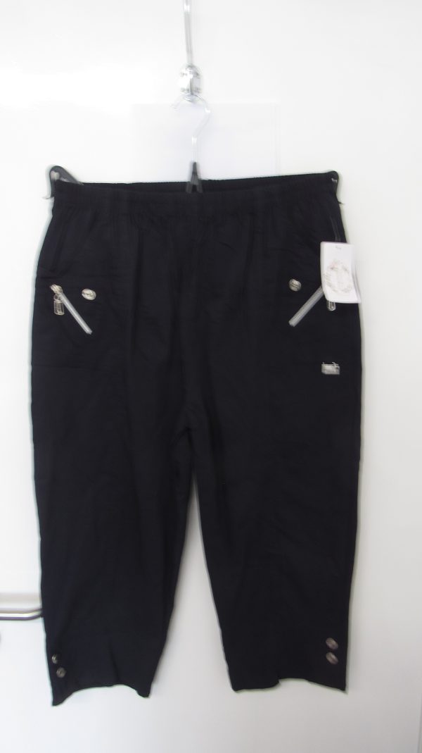 Cherry Berry Navy Blue 3/4 length stretchy trousers Size T8 UK 22 - Image 2