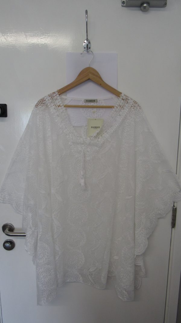 New Ladies White Lacy Kaftan One Size fits sizes 18 20 22 24 - Image 2