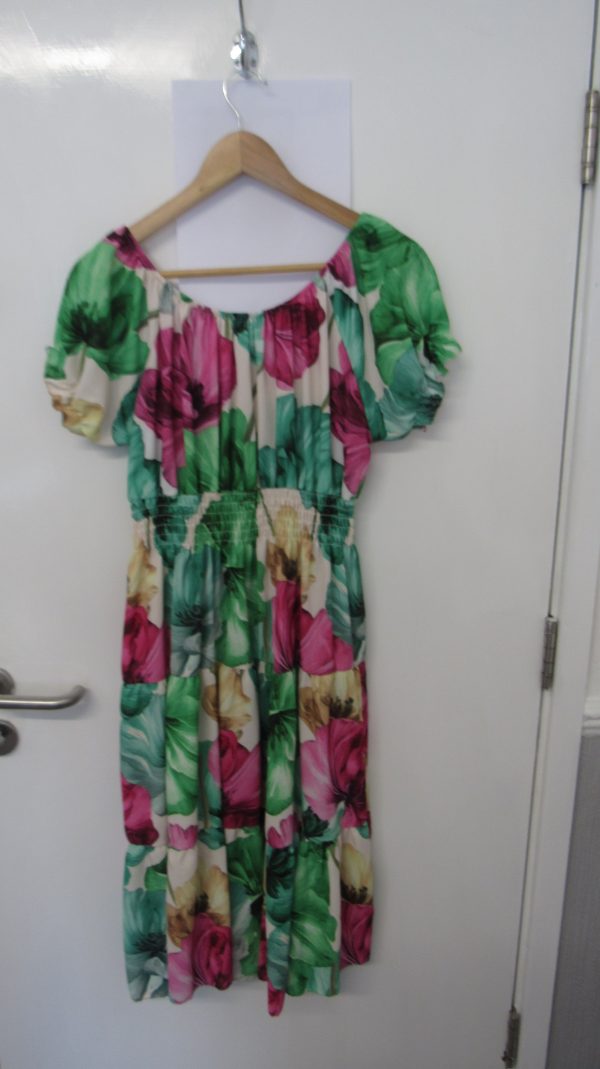 New Ladies Green Floral Tiered Dress One Size fits sizes 14 16 18 20 - Image 5