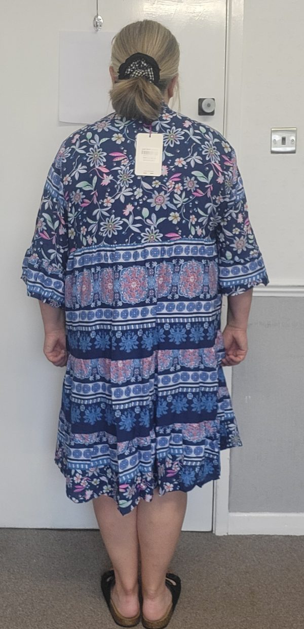New Ladies Blue Floral Midi Length Dress One Size fits sizes 18 20 22 - Image 7