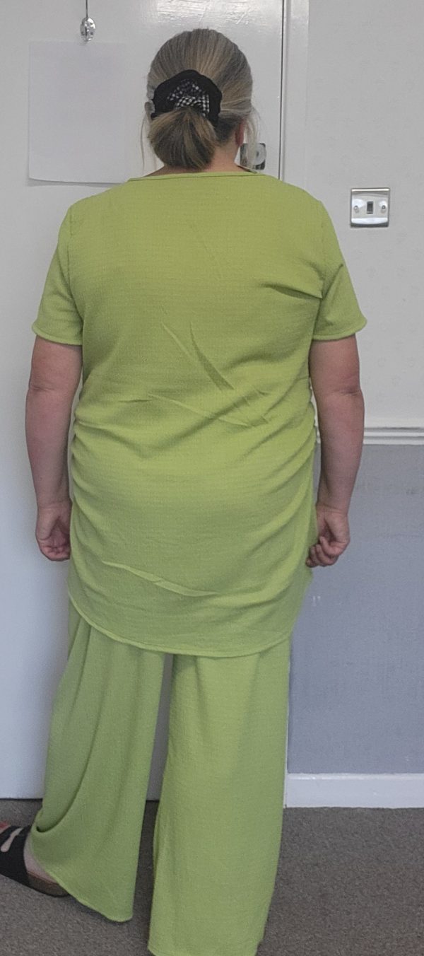 New Ladies Lime 2 Piece Set Top and Trousers One Size fits sizes 16 18 20 - Image 5