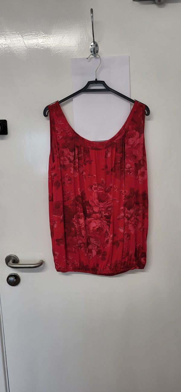 New Ladies Red Floral Vest Top One Size fits sizes 12 14 16 - Image 2