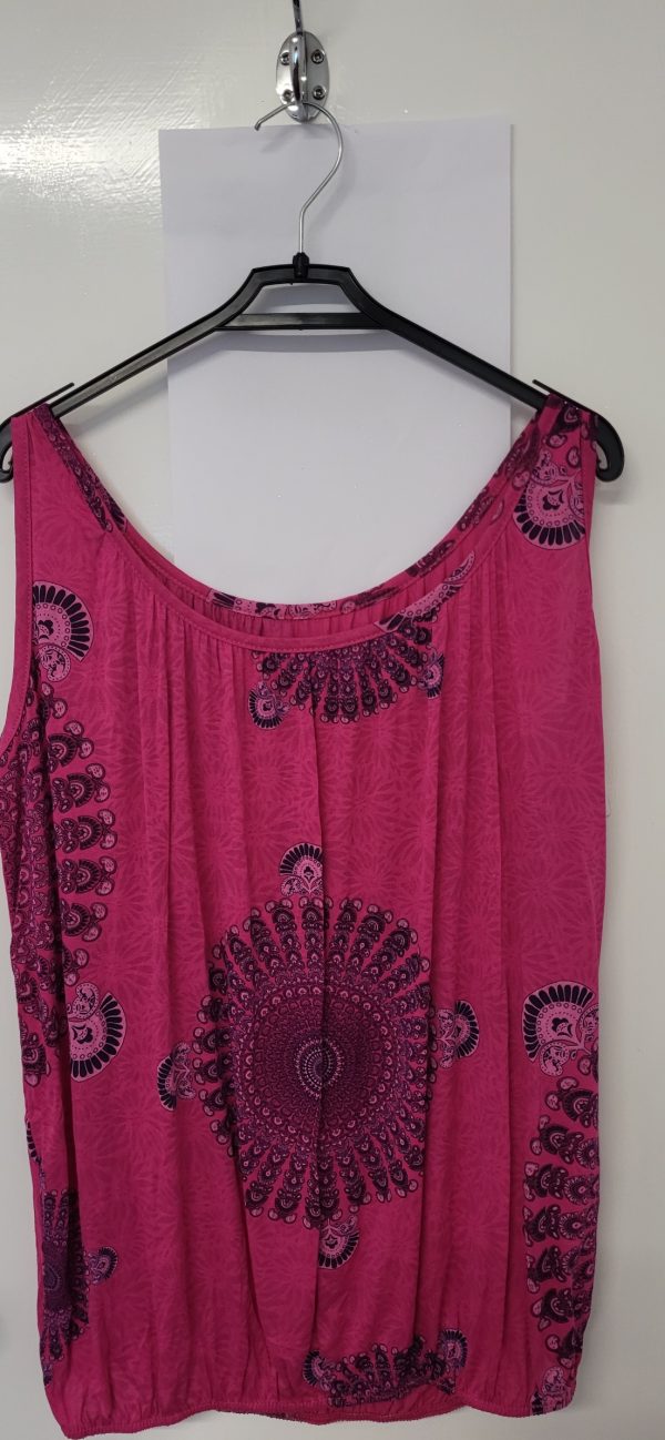 New Ladies Pink Circle Vest Top One Size fits sizes 12 14 16 - Image 3