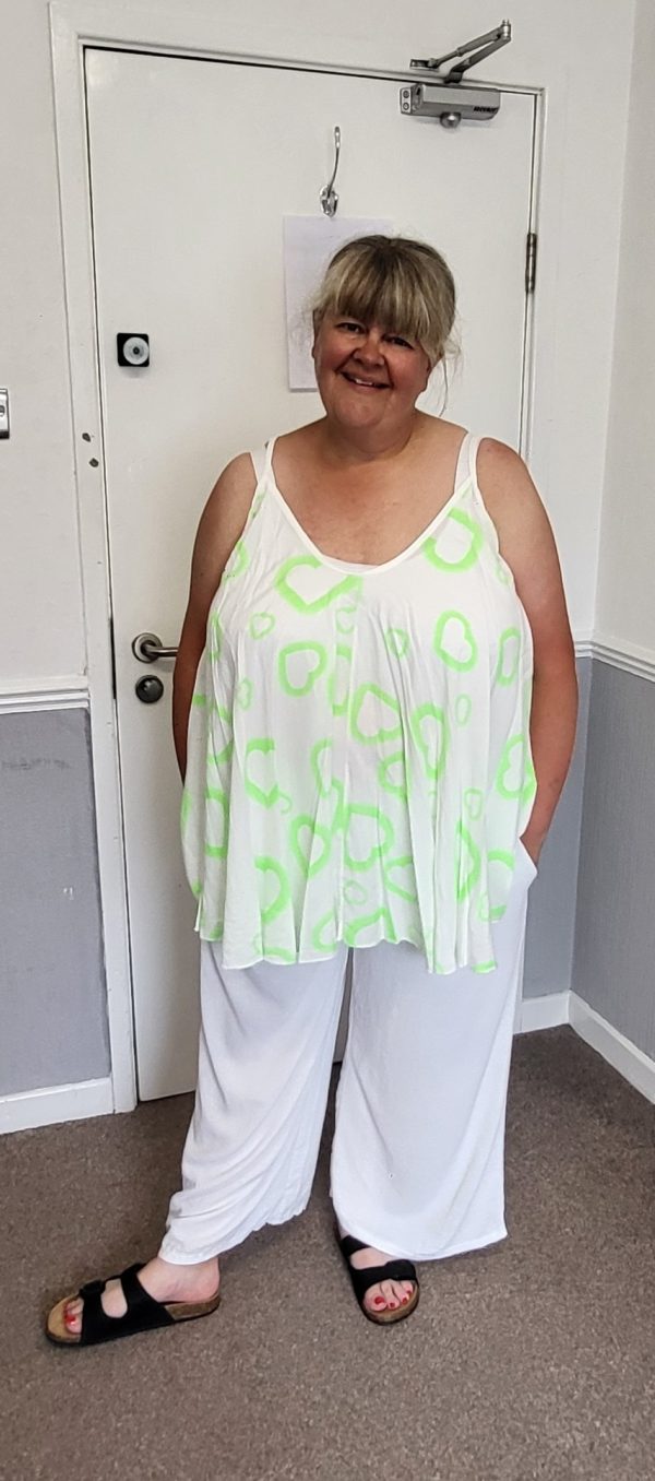 New Ladies Lime Heart Vest Top One Size fits sizes 18 20 22 24 NON RETURNABLE - Image 5