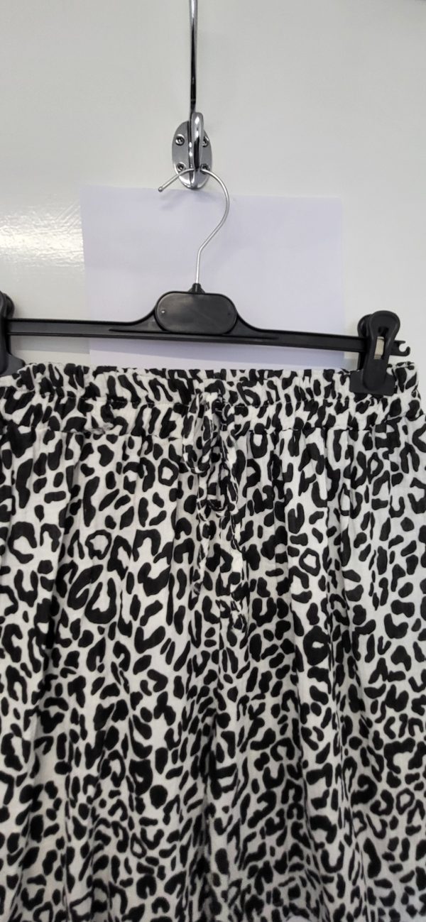 New Ladies Black Leopard Print Cheesecloth Shorts One Size fits sizes 10 12 14 - Image 5