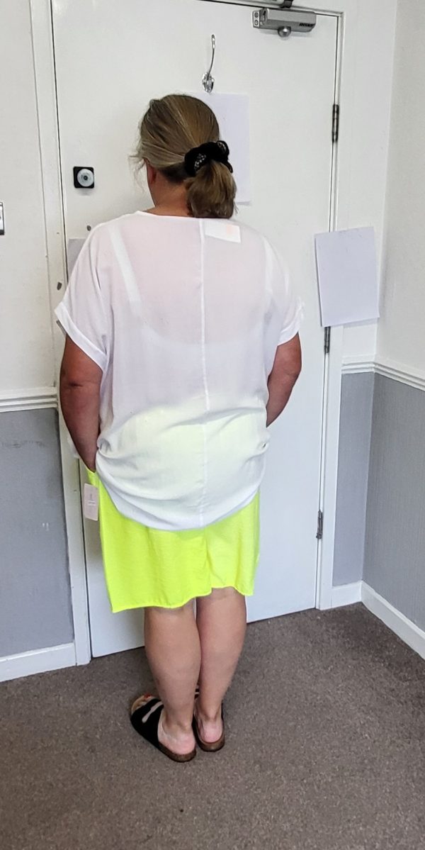 New Ladies White with Yellow Love Tunic Top One Size fits sizes 18 20 22 24 NON RETURNABLE - Image 8