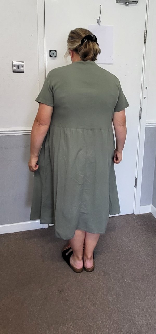 New Ladies Khaki dress Pockets One Size fits sizes 16 18 20 22 - Image 9