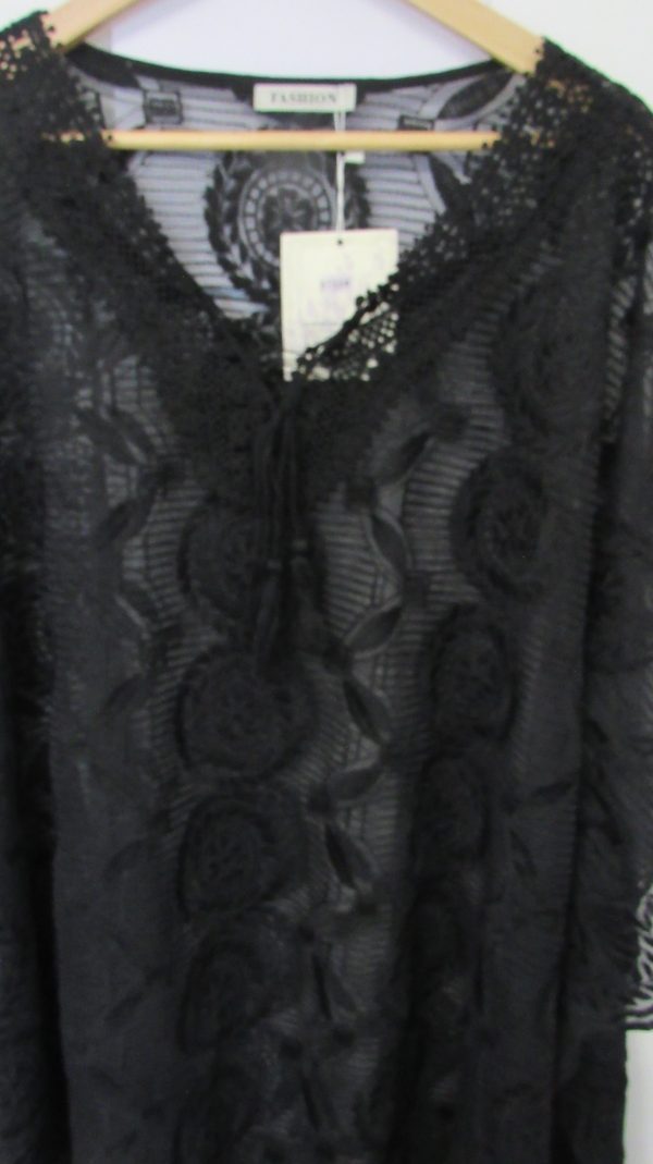 New Ladies Black Lacy Kaftan One Size fits sizes 18 20 22 24 - Image 3
