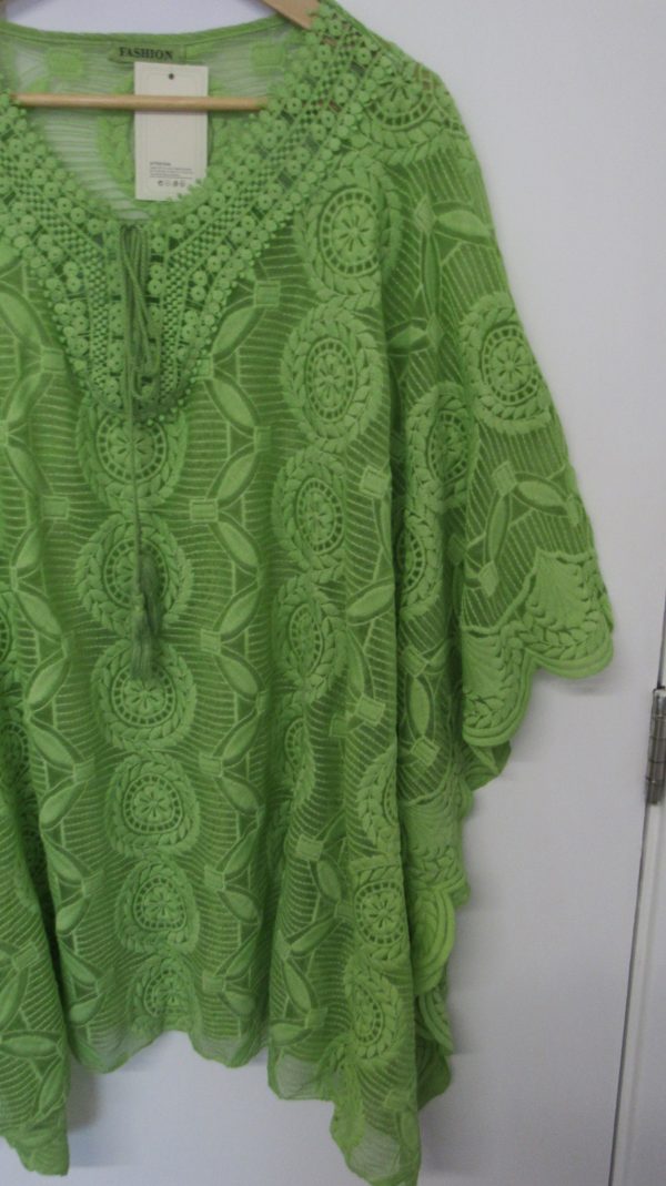 New Ladies Lime Lacy Kaftan One Size fits sizes 18 20 22 24 - Image 3