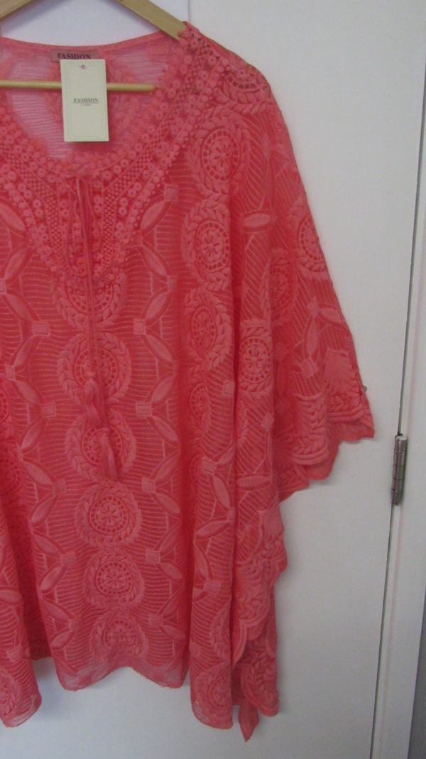 New Ladies Coral Lacy Kaftan One Size fits sizes 18 20 22 24 - Image 3