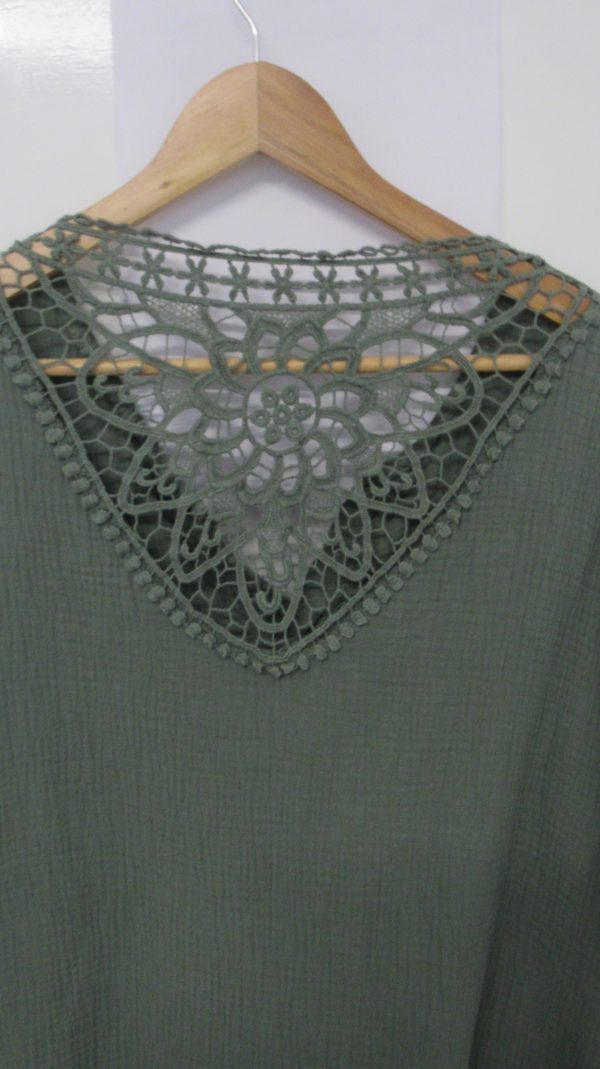 New Khaki Green Lacy Back Cheesecloth Top One Size fits sizes 16 18 20 22 - Image 5