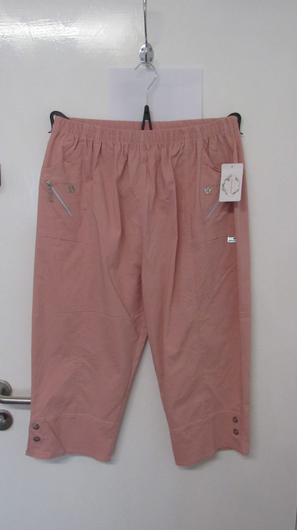 Cherry Berry Pale Pink 3/4 length stretchy trousers Size T9 UK 24