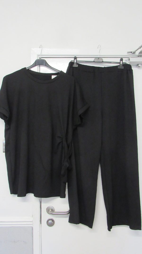 New Ladies Black 2 Piece Set Top and Trousers One Size fits sizes 16 18 20