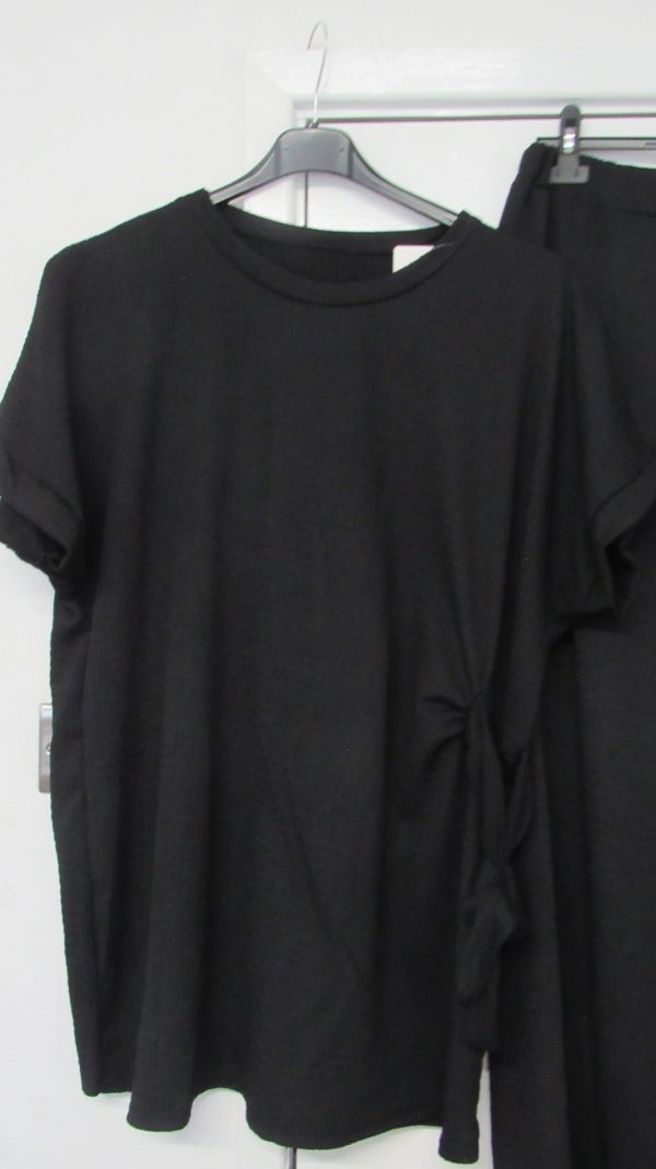 New Ladies Black 2 Piece Set Top and Trousers One Size fits sizes 16 18 20 - Image 2