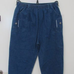 Cherry Berry Denim 3/4 Length Trousers Size T5 UK 16