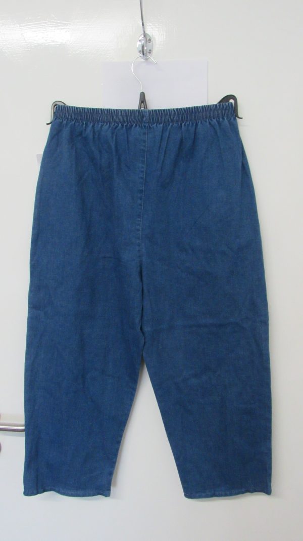 Cherry Berry Denim 3/4 Length Trousers Size T5 UK 16 - Image 6