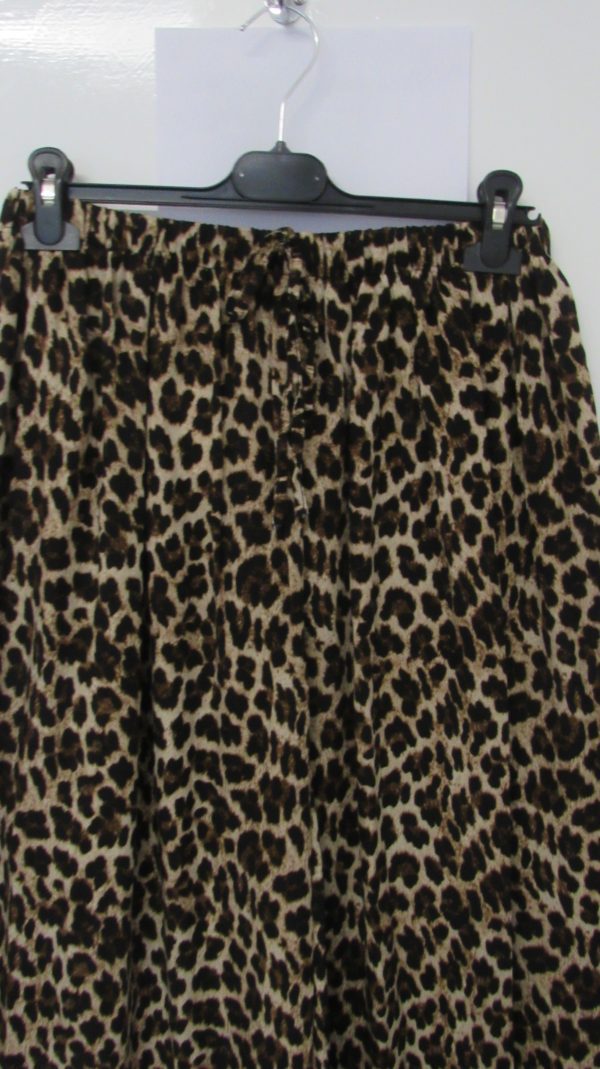 New Ladies Animal Print Elasticated Waist Wide Leg Trousers One Size fits sizes 18 20 22 - Image 3
