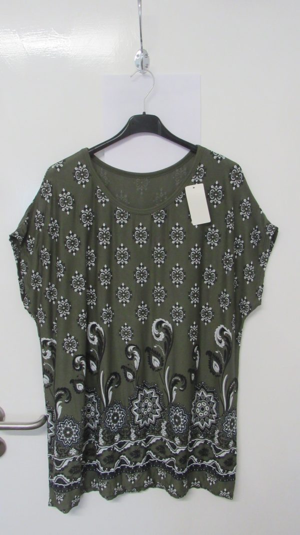New Ladies Khaki Floral T-shirt One Size fits sizes 16 18 20 22