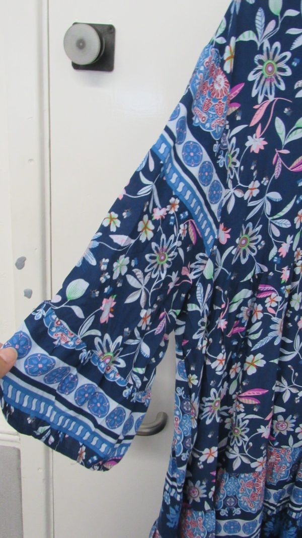 New Ladies Blue Floral Midi Length Dress One Size fits sizes 18 20 22 - Image 4